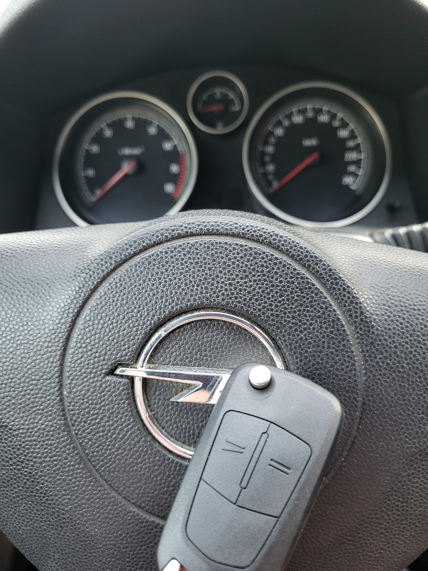 Programare cheie Opel Astra H – toate cheile pierdute
