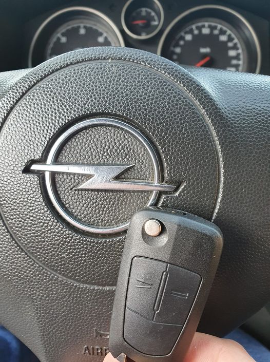 Programare cheie Opel Astra H – toate cheile pierdute