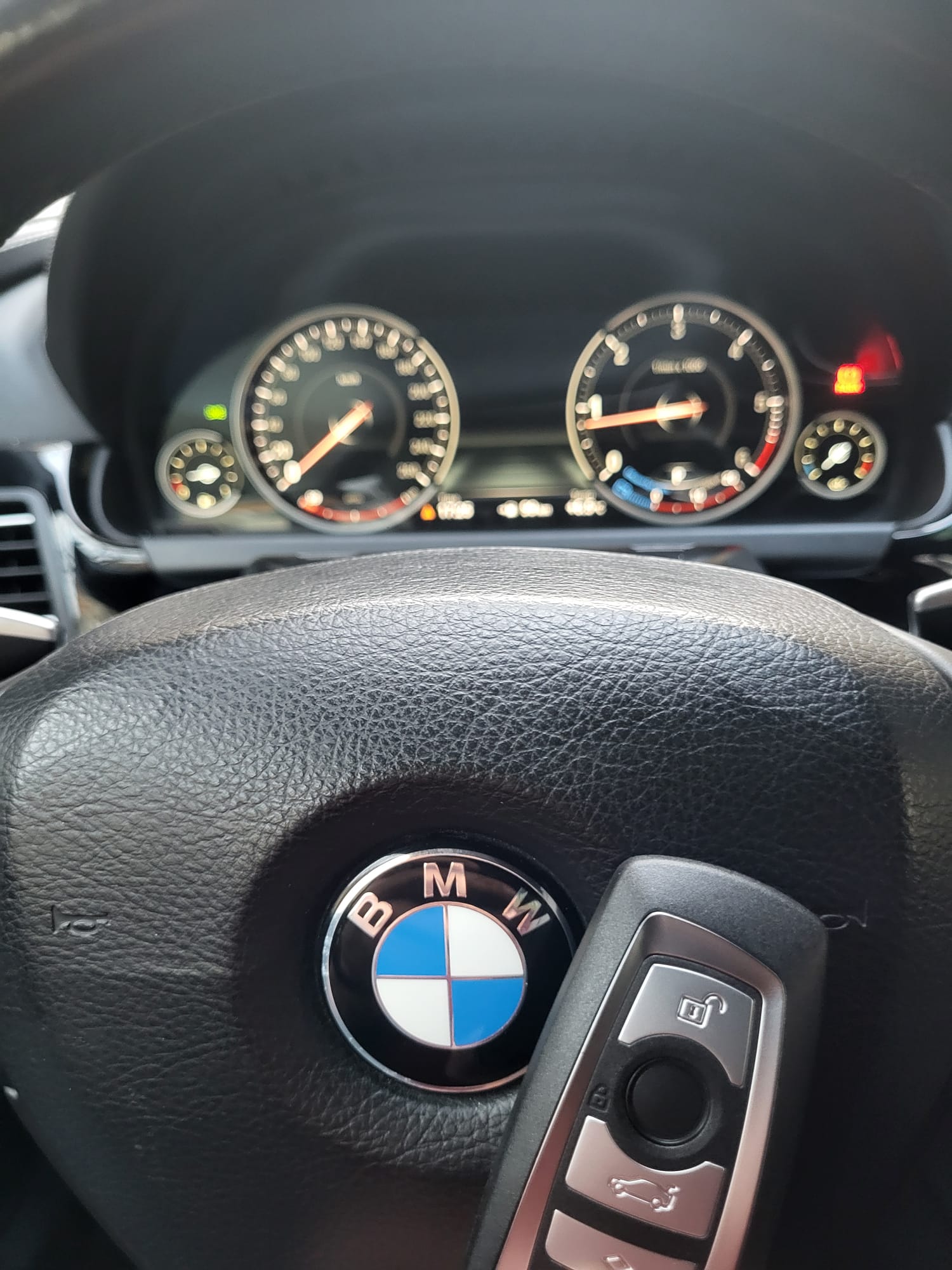 Programare cheie BMW Seria 6 F06 – toate cheile pierdute