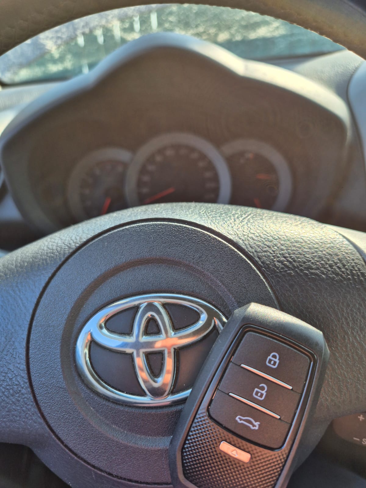 Programare cheie Toyota RAV4 – toate cheile pierdute